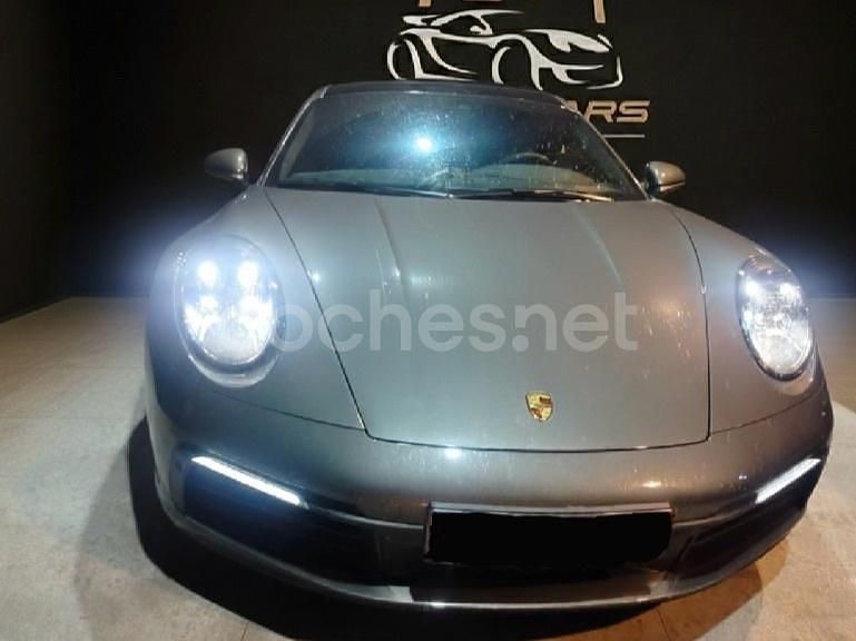 Gris / plata Usado 2024 Porsche 911 Carrera 4 Coupe | 166.900 € (Buen precio) - Imagen 1/4