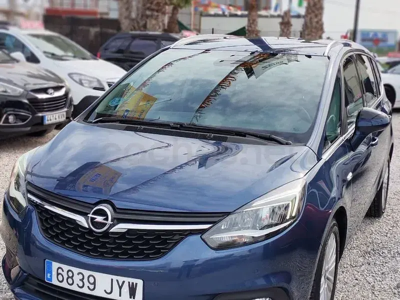 Usado Opel Zafira Expression 120 CV (88 kW) 2017 Azul Monovolumen