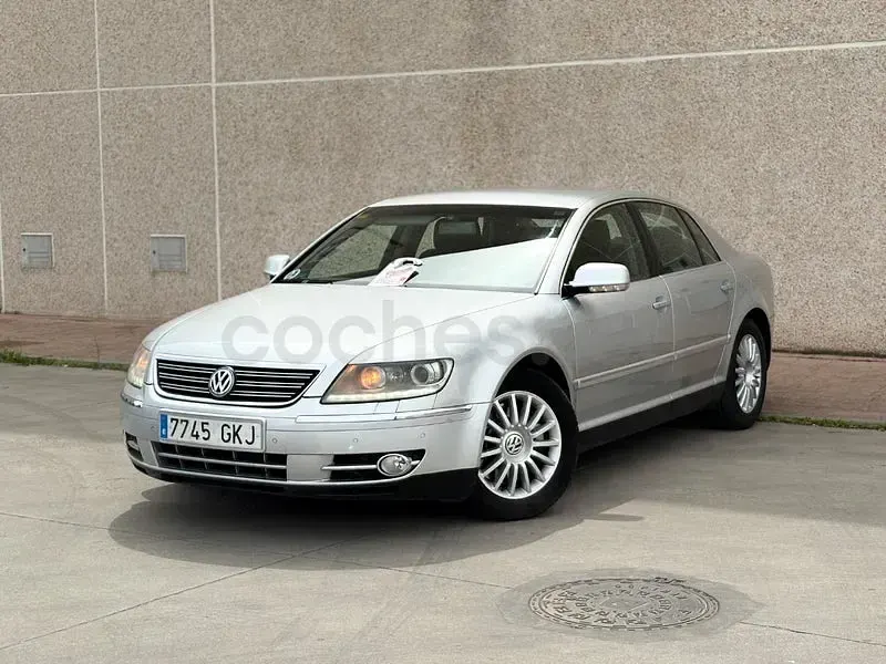 Usado VW Phaeton 240 CV (176 kW) 2010 Gris / plata Berlina