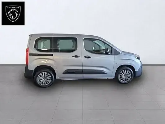 Usado Citroën Berlingo 102 CV (75 kW) 2025 Gris Monovolumen