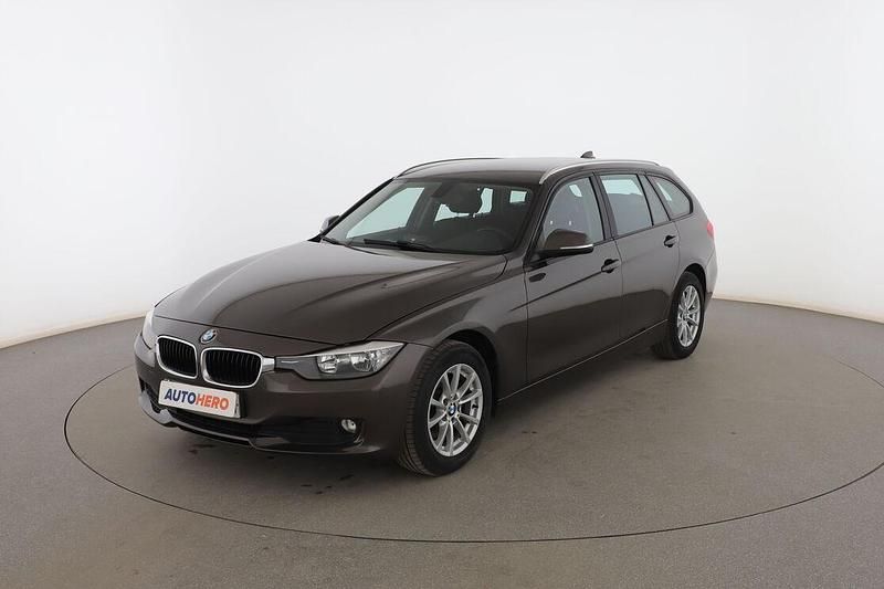 Marrón Usado 2013 BMW 320 Comfort Edition Familiar | 15.499 € (Un poco caro) - Imagen 1/3