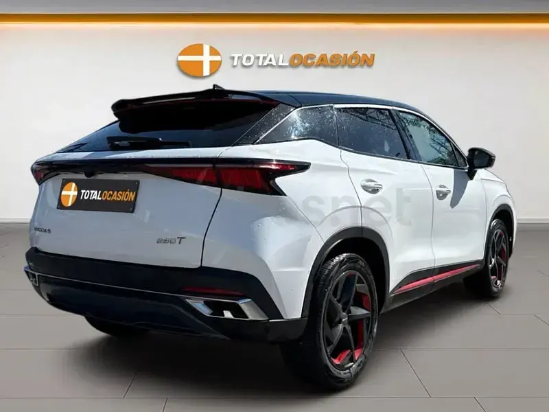 Usado Omoda 5 185 CV (136 kW) 2024 Blanco SUV