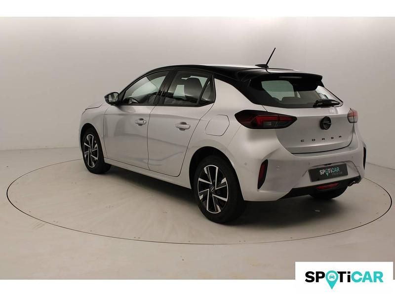 Usado Opel Corsa 100 CV (73 kW) 2025 Gris Utilitario