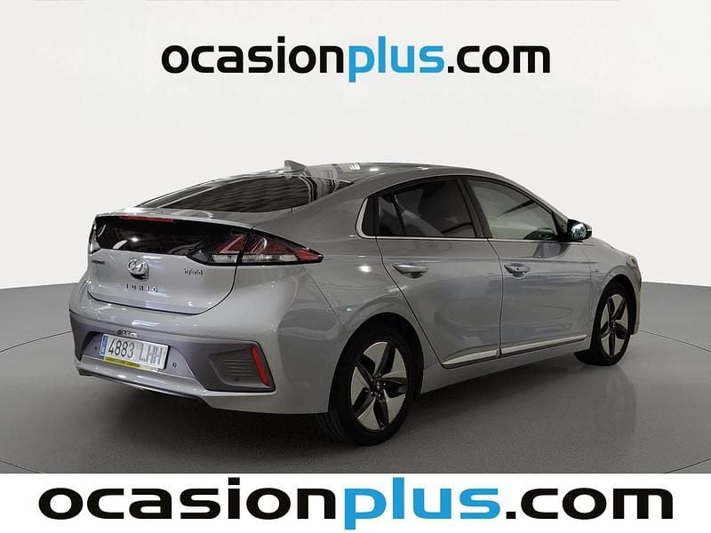 Usado Hyundai Ioniq 141 CV (103 kW) 2020 Gris plata Utilitario