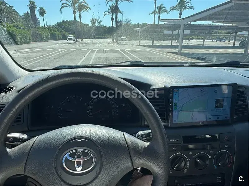 Usado Toyota Corolla Terra 90 CV (66 kW) 2003 Gris / plata Berlina