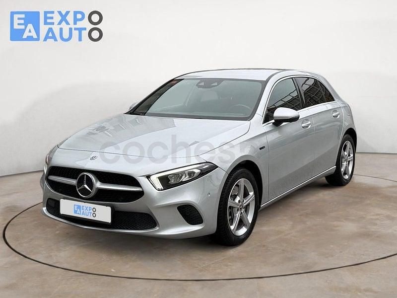 Usado Mercedes A250 218 CV (160 kW) 2020 Gris / plata Berlina
