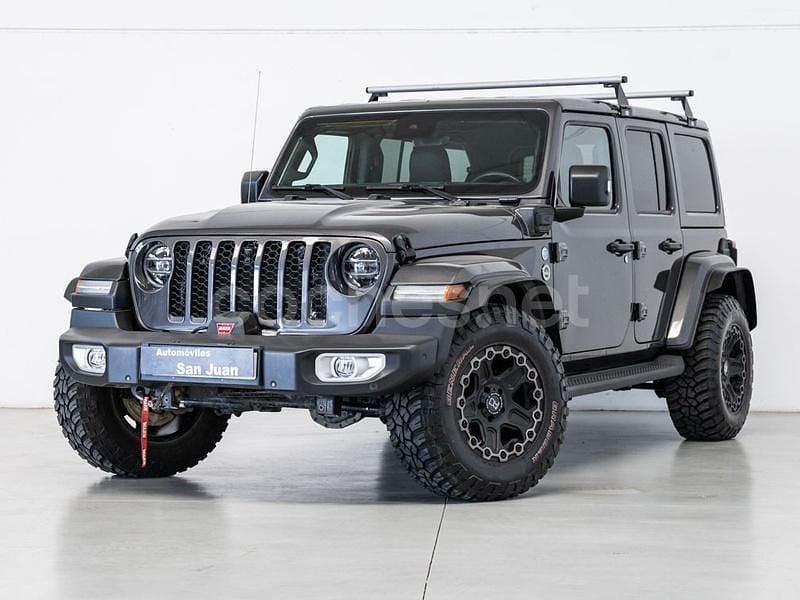Usado Jeep Wrangler Sahara 381 CV (280 kW) 2022 Gris / plata SUV