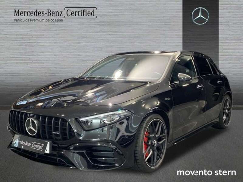 Kosmosblack met. Usado 2023 Mercedes A45 AMG StreetStyle Utilitario | 65.800 € (Un poco caro) - Imagen 1/4