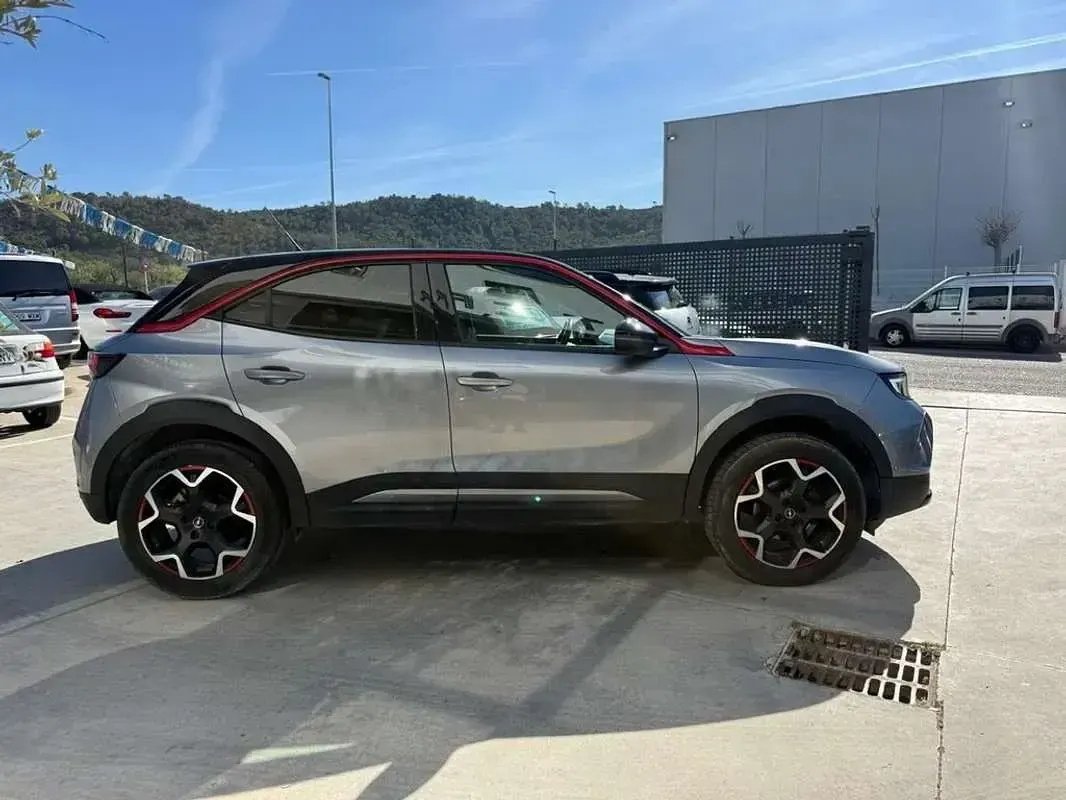 Usado Opel Mokka 136 CV (100 kW) 2023 Gris SUV