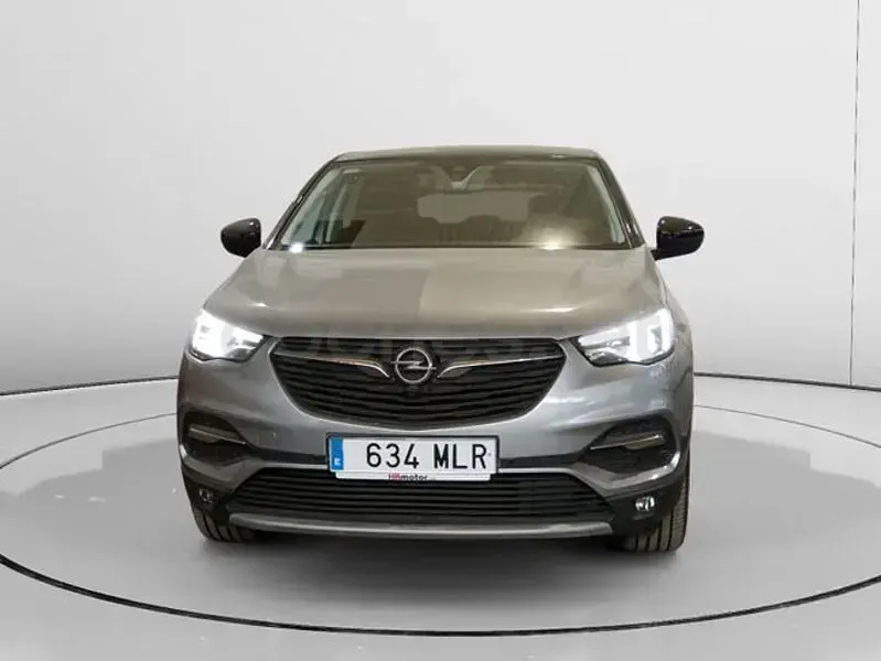 Usado Opel Grandland X Ultimate 224 CV (164 kW) 2021 Gris / plata SUV