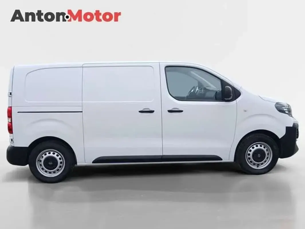 Usado Opel Vivaro 121 CV (88 kW) 2024 Blanco Monovolumen