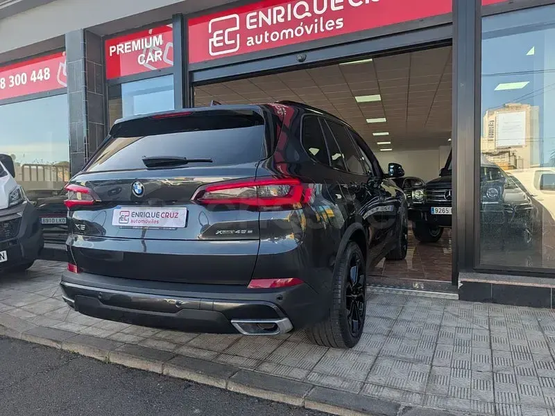 Usado BMW X5 394 CV (289 kW) 2021 Gris / plata SUV