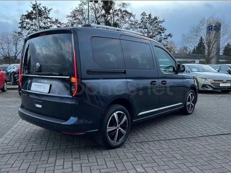 Usado VW Caddy Life 122 CV (89 kW) 2021 Azul Monovolumen