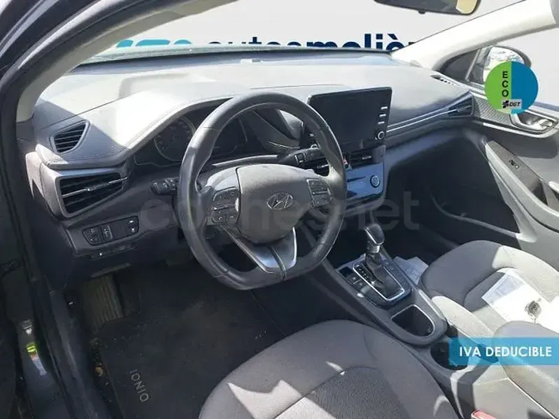 Usado Hyundai Ioniq 141 CV (103 kW) 2021 Gris / plata Utilitario
