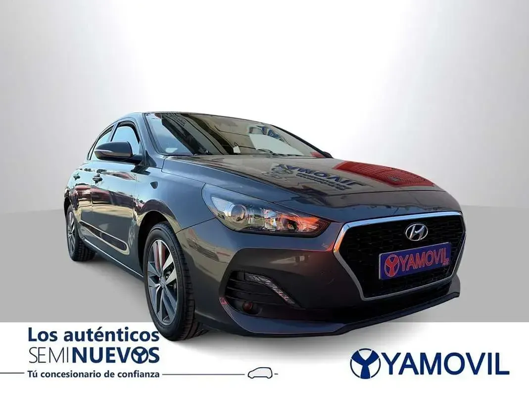 Begagnad Hyundai i30 120 HK (88 kW) 2018 Grå Halvkombi