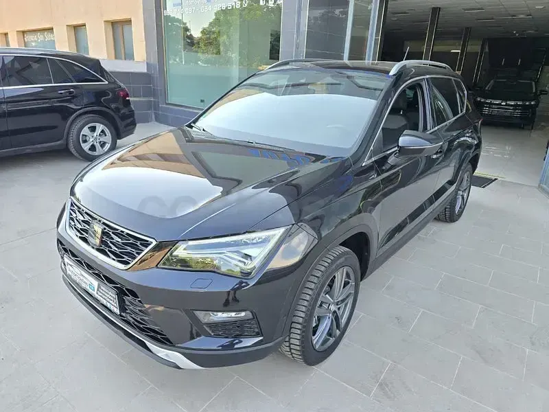 Usado Seat Ateca 150 CV (110 kW) 2021 Negro SUV
