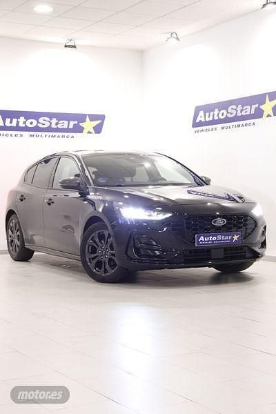 Negro Usado 2023 Ford Focus ST-Line Berlina | 19.900 € (Un poco caro) - Imagen 1/4