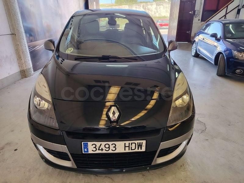 Usado Renault Scénic III 95 CV (69 kW) 2011 Gris / plata Monovolumen