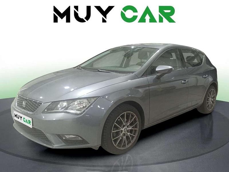 Usado Seat Leon Style 110 CV (80 kW) 2016 Gris Utilitario