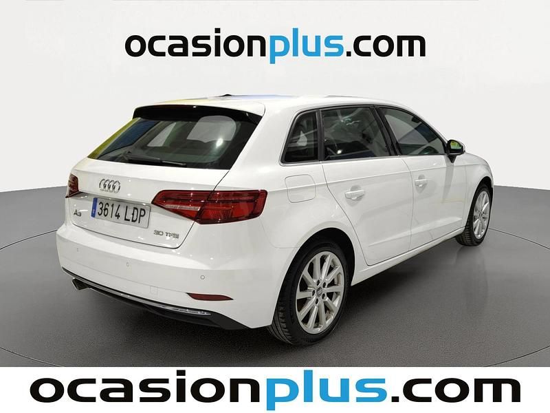 Usado Audi A3 Sportback Design 116 CV (85 kW) 2019 Blanco Utilitario