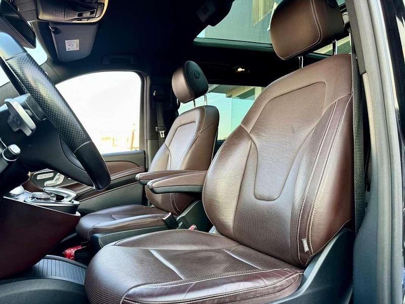 Usado Mercedes V250 Exclusive 190 CV (139 kW) 2016 Negro Monovolumen