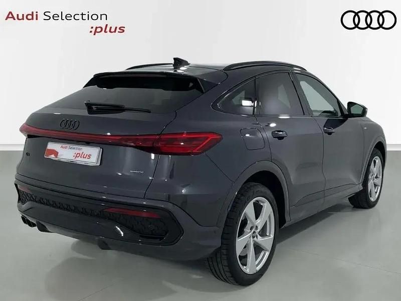 Begagnad Audi Q5 204 HK (150 kW) 2025 Grå SUV