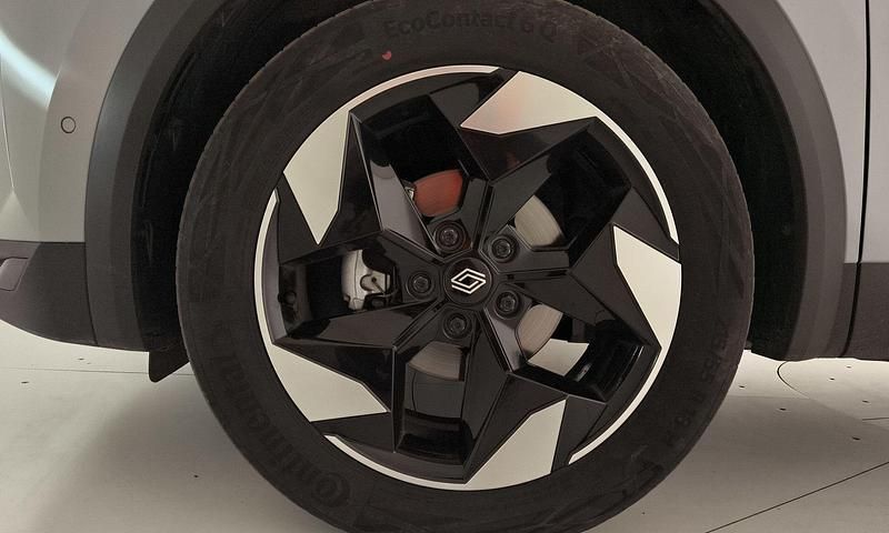 Usado Renault Captur Techno 100 CV (73 kW) 2025 Gris SUV