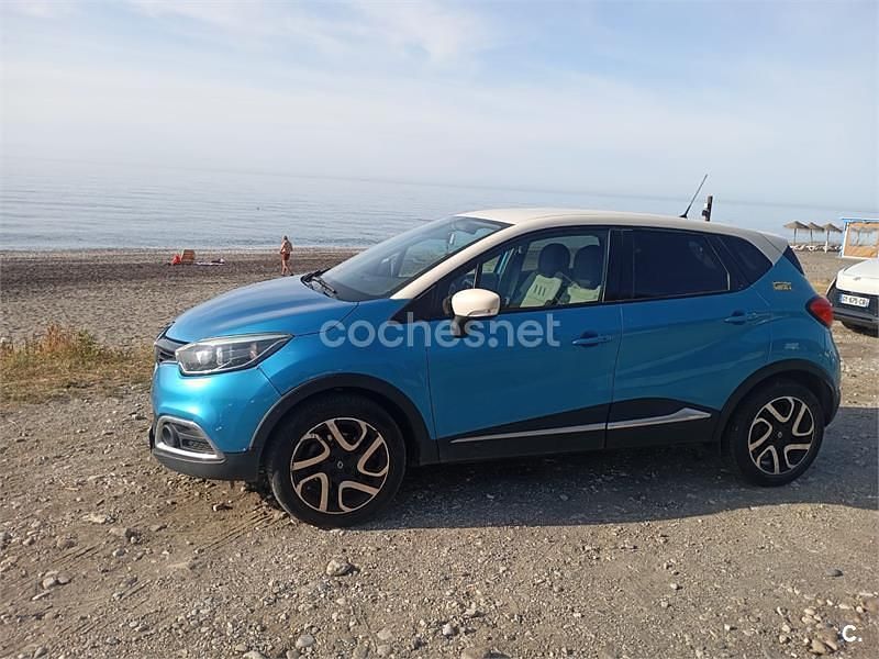 Używany Renault Captur XMOD 110 KM (80 kW) 2016 Niebieski SUV