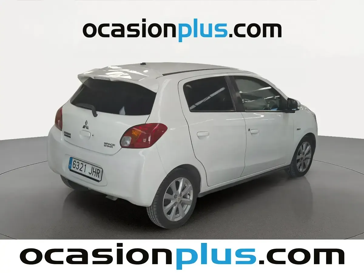 Usado Mitsubishi Space Star Motion 80 CV (58 kW) 2015 Blanco Utilitario