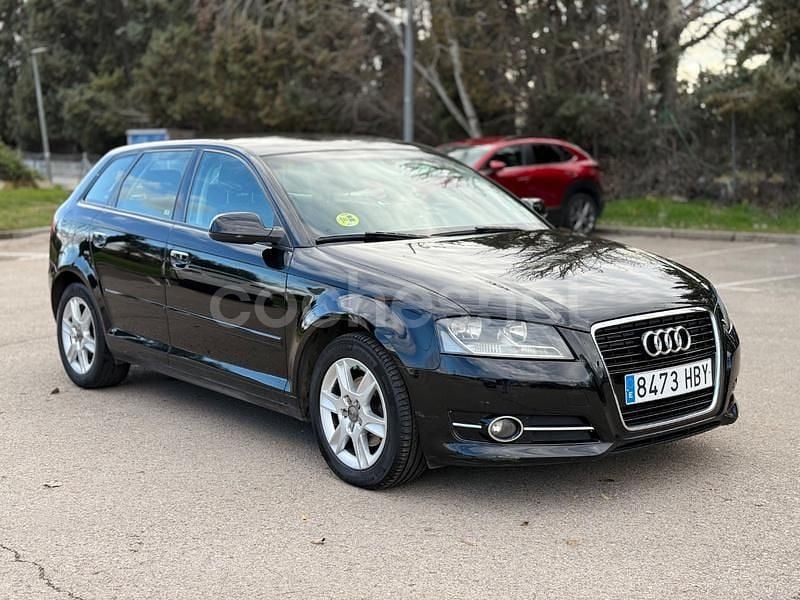 Negro Usado 2011 Audi A3 Ambition Berlina | 5500 € (Super precio) - Imagen 1/4