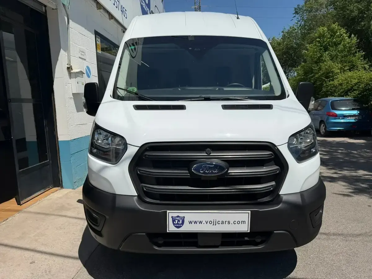 Usado Ford Transit Trend 130 CV (95 kW) 2023 Blanco Van