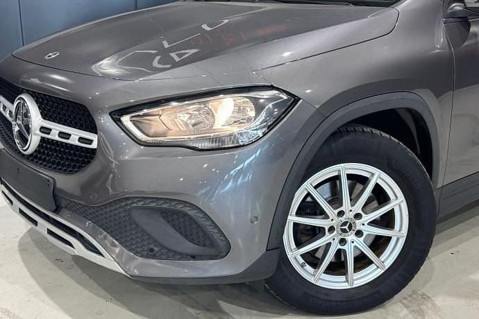 Usado Mercedes GLA180 Business 116 CV (85 kW) 2021 SUV