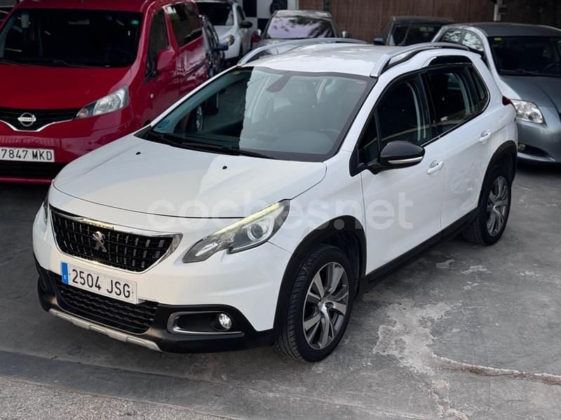 Blanco Usado 2016 Peugeot 2008 Allure SUV | 6700 € (Buen precio) - Imagen 1/4
