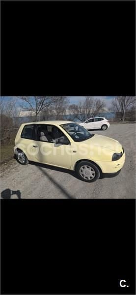 Usado Seat Arosa Stella 50 CV (36 kW) 2001 Amarillo Utilitario