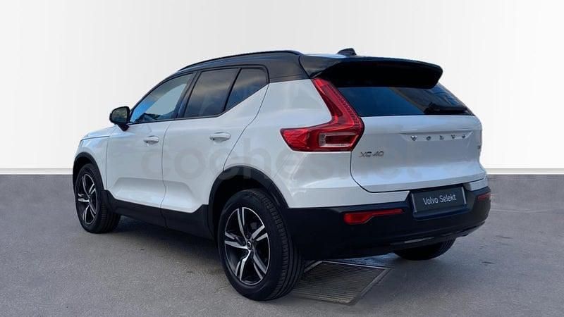 Usado Volvo XC40 R-Design 163 CV (119 kW) 2021 Blanco SUV