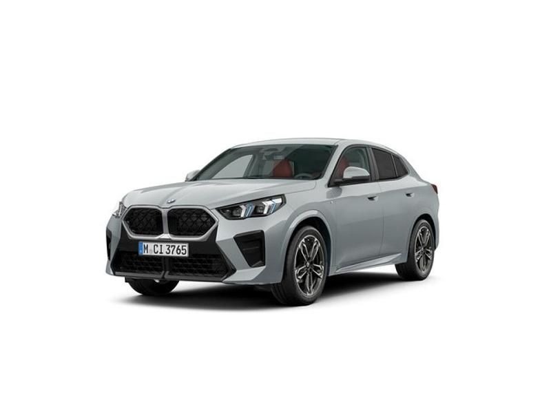 Brooklyn grau m (metalizado) Usado 2025 BMW X2 Comfort Edition SUV | 47.450 € - Imagen 1/4