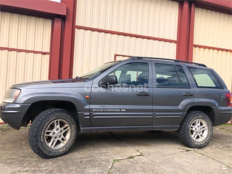 Gris / plata Usado 2003 Jeep Grand Cherokee Laredo SUV | 7000 € (Caro) - Imagen 1/4