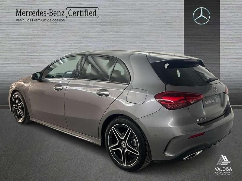 Usado Mercedes A180 116 CV (85 kW) 2025 Berlina