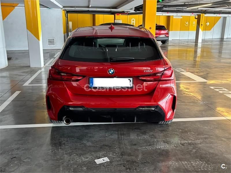 Usado BMW 118 Comfort Edition 136 CV (100 kW) 2021 Rojo Utilitario