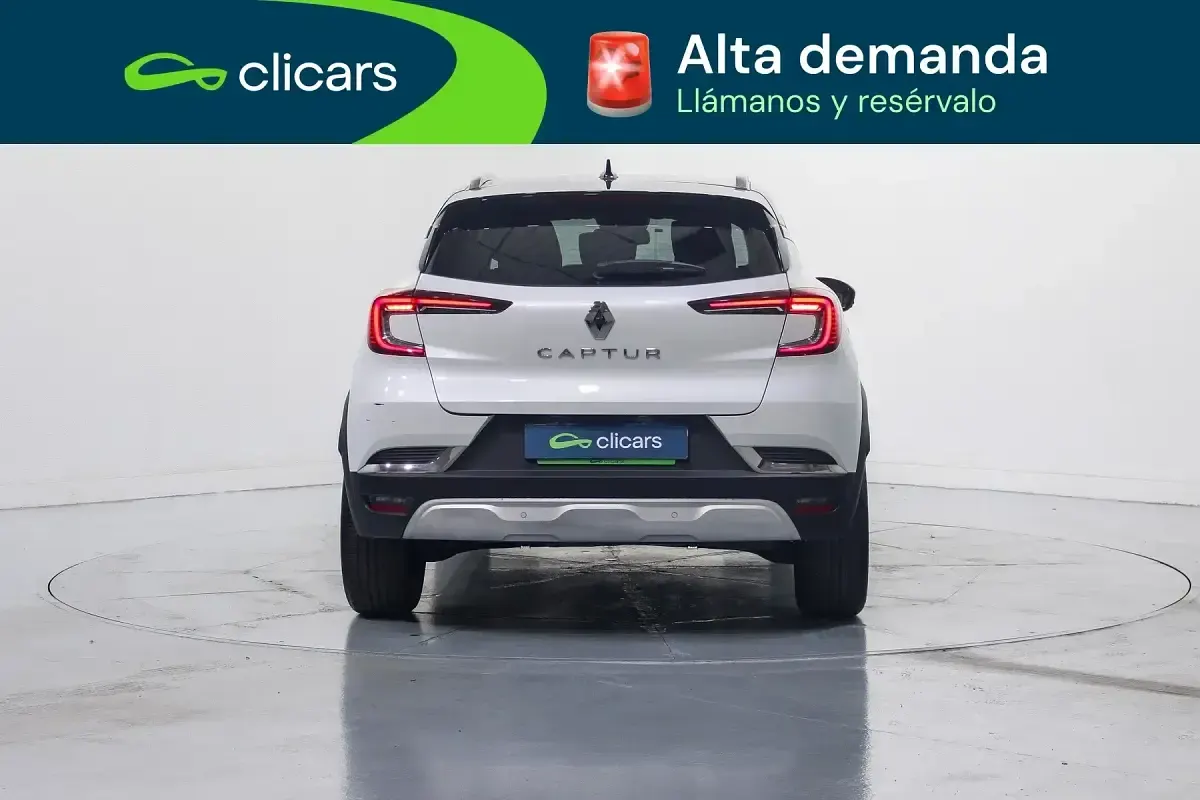 Usado Renault Captur Techno 90 CV (66 kW) 2023 Blanco SUV