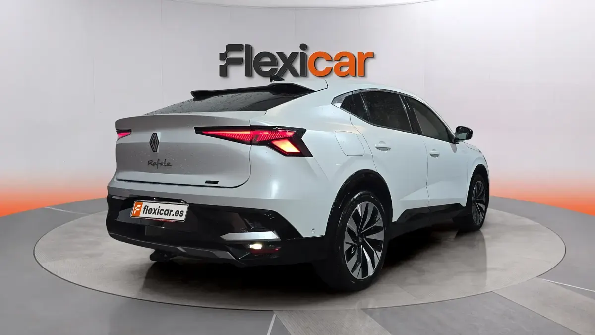 Usado Renault Rafale Techno 200 CV (147 kW) 2025 Blanco SUV