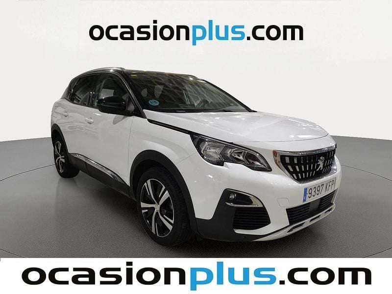 Usado Peugeot 3008 Allure 131 CV (96 kW) 2017 Blanco SUV
