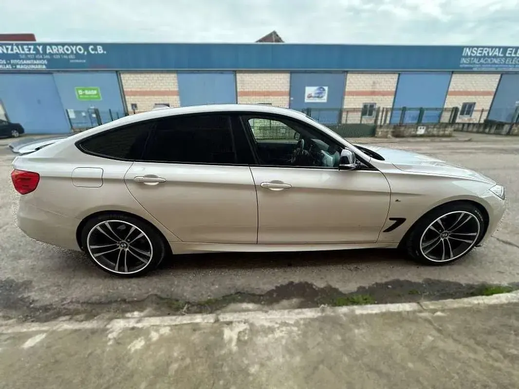 Usado BMW 320 Gran Turismo 230 CV (169 kW) 2016 Blanco Coupe