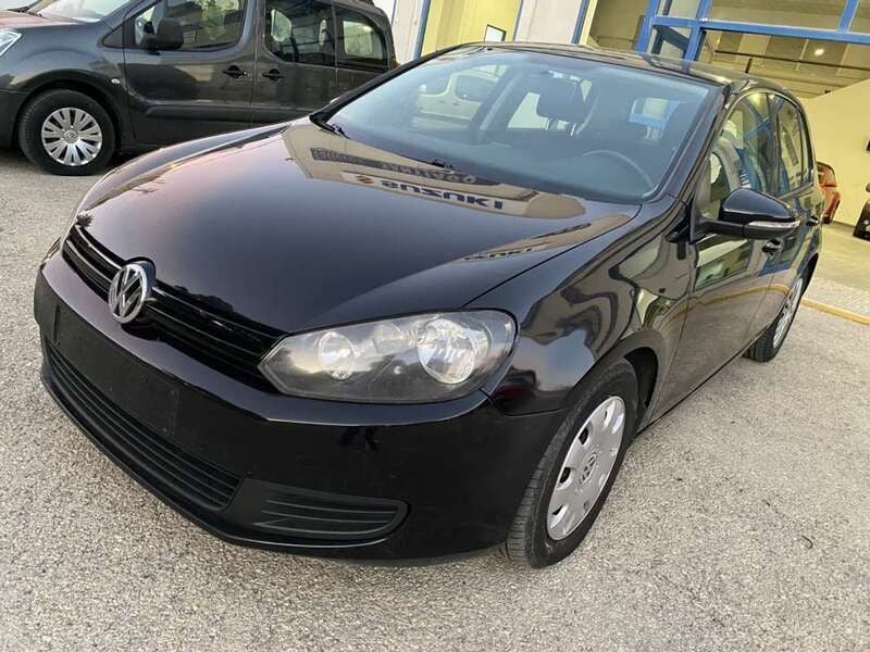 Usado VW Golf VI Advance 105 CV (77 kW) 2011 Negro Utilitario
