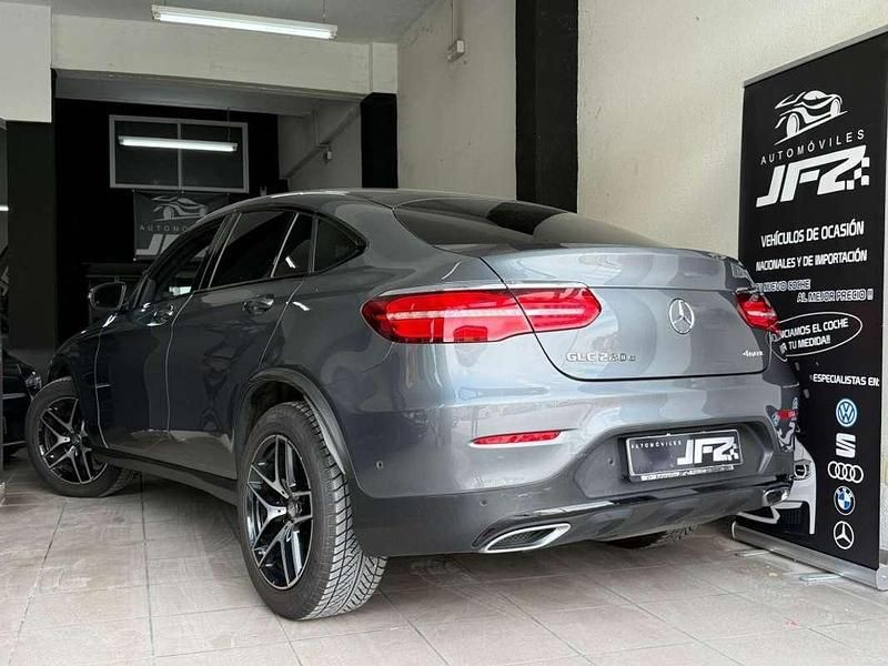 Usado Mercedes GLC220 170 CV (125 kW) 2017 Gris / plata Coupe