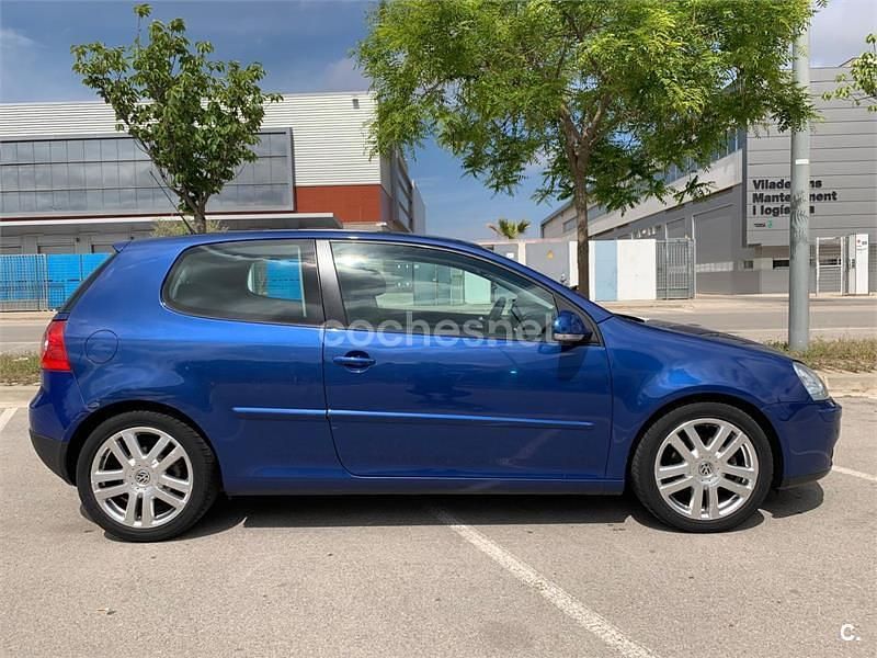Usado VW Golf IV Sportline 102 CV (75 kW) 2005 Azul Berlina