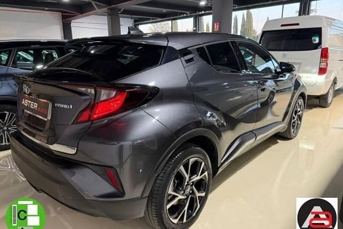 Usado Toyota C-HR Advance 125 CV (91 kW) 2021 SUV