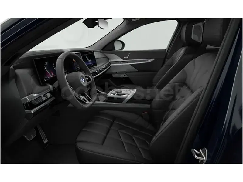 Usado BMW 750e Executive 489 CV (359 kW) 2026 Gris / plata Berlina
