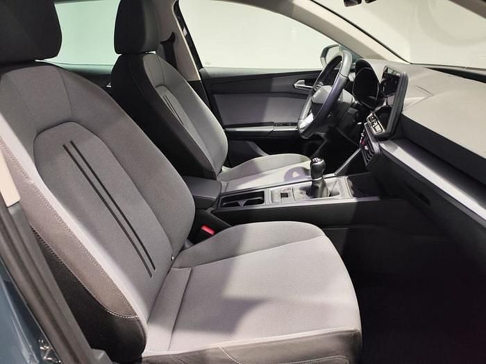 Usado Seat Leon Style 116 CV (85 kW) 2025 Gris