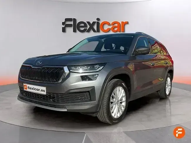 Usado Skoda Kodiaq Ambition 150 CV (110 kW) 2024 Gris SUV